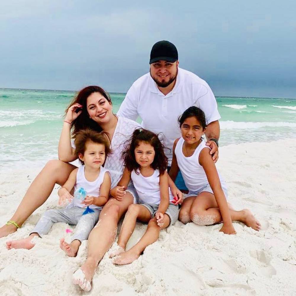 Meet your Posher, Sary